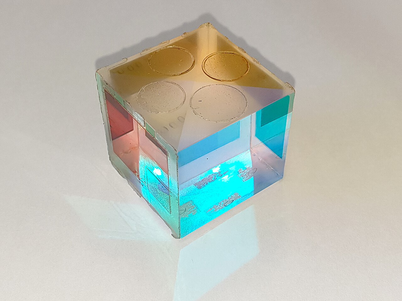 Prism (optics)