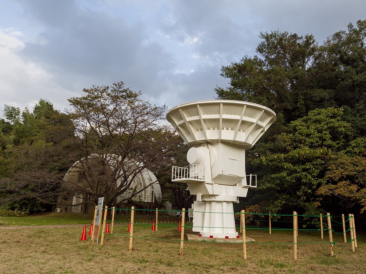 Radio telescope